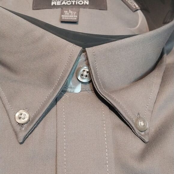 Kenneth Cole Reaction Men's GREY Shirt...SIZE 16.5/ 36-37...New - Picture 8 of 9